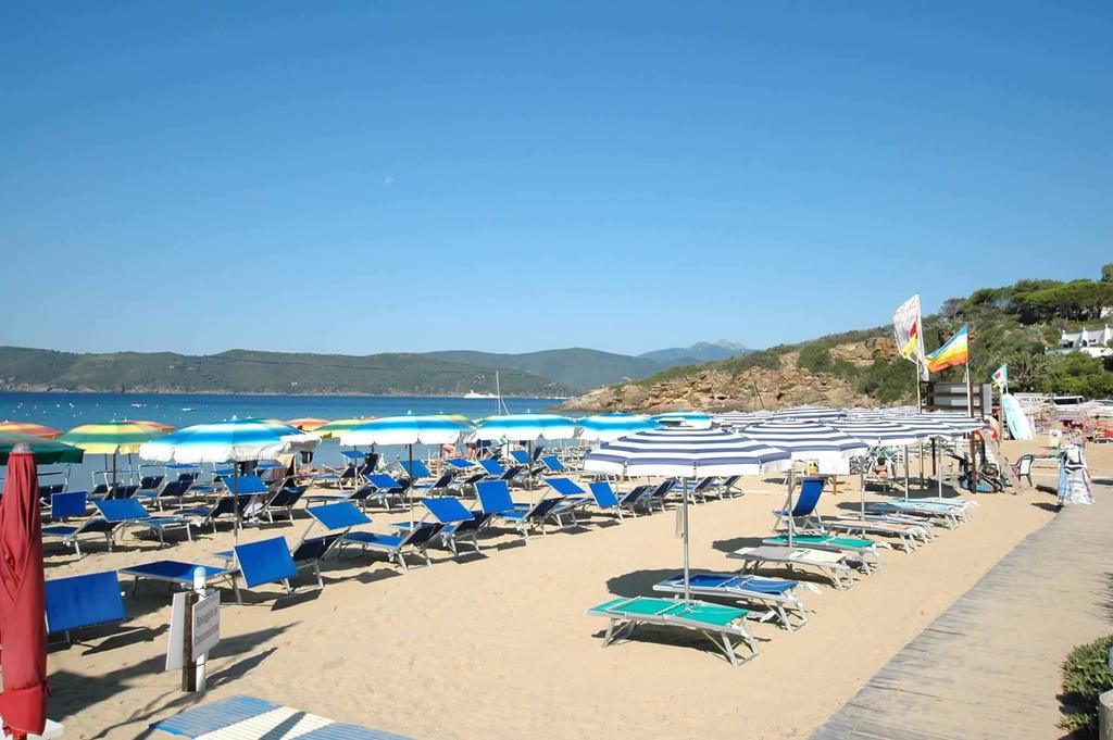 Camping Europa 2 Hotel Capoliveri  Buitenkant foto
